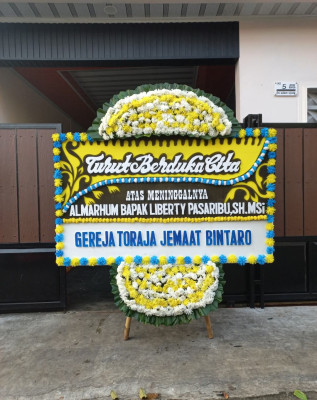Papan Bunga Duka di Batuputih Bawah