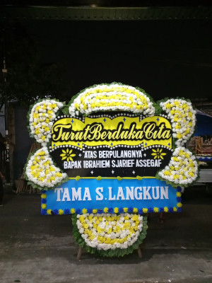 Papan Bunga Duka di Batuputih Bawah